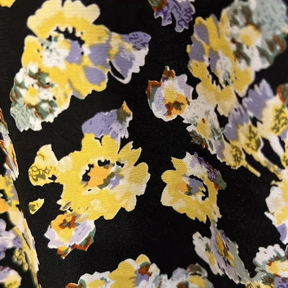 Anthropologie Azelhazel size Medium floral long sleeve top - Picture 8 of 8